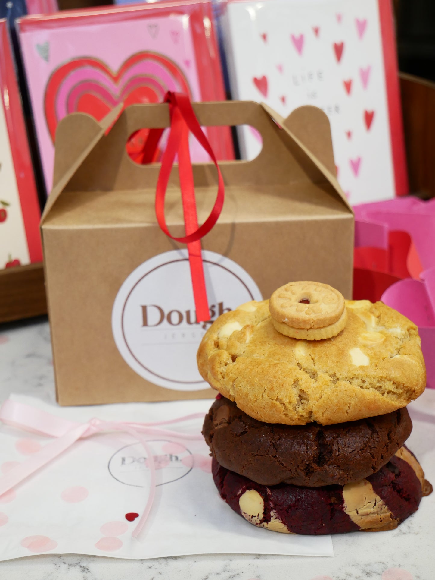 ‘LOVE AT FIRST BITE’ BOX