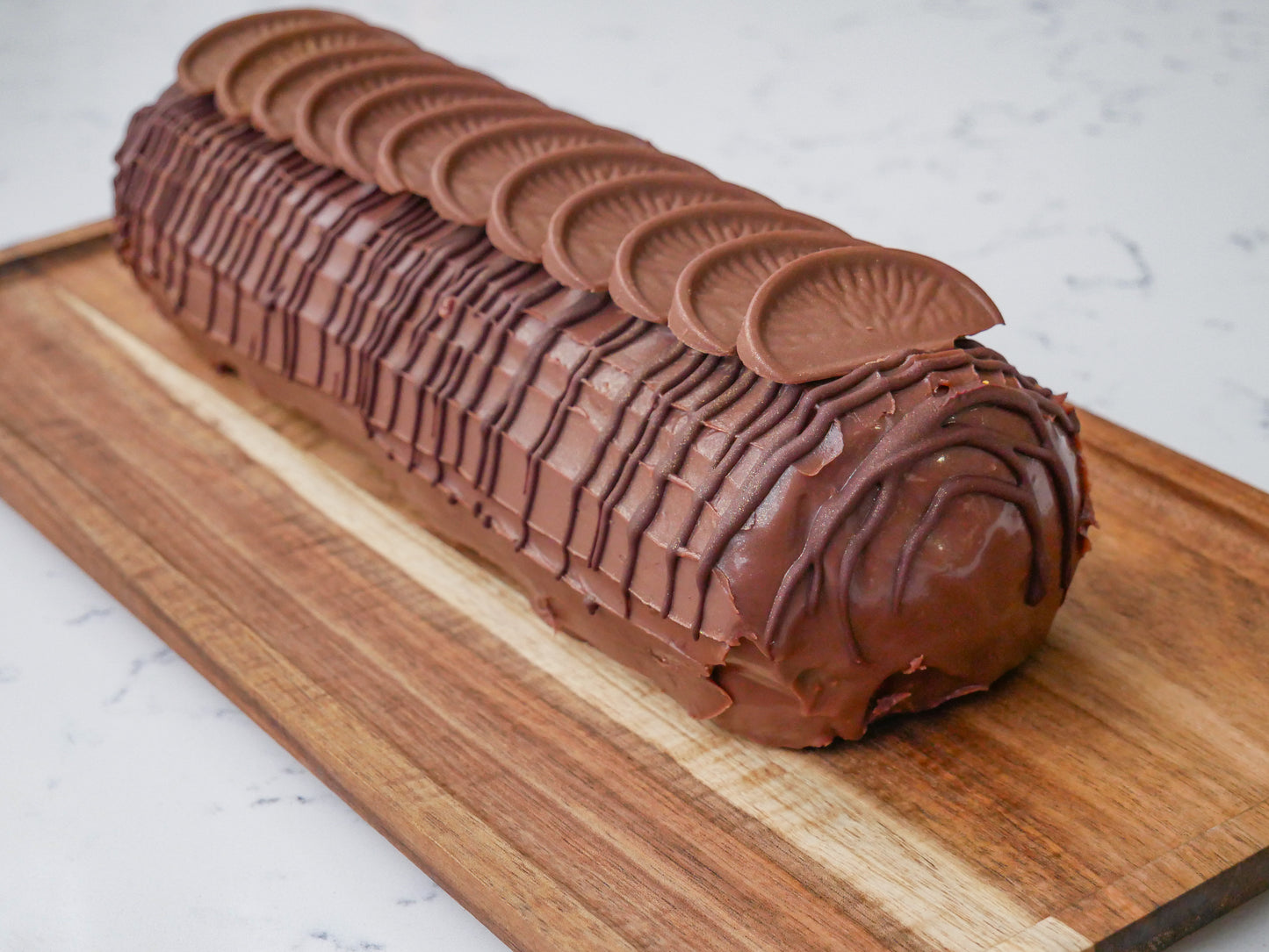 Christmas Yule Log (N)